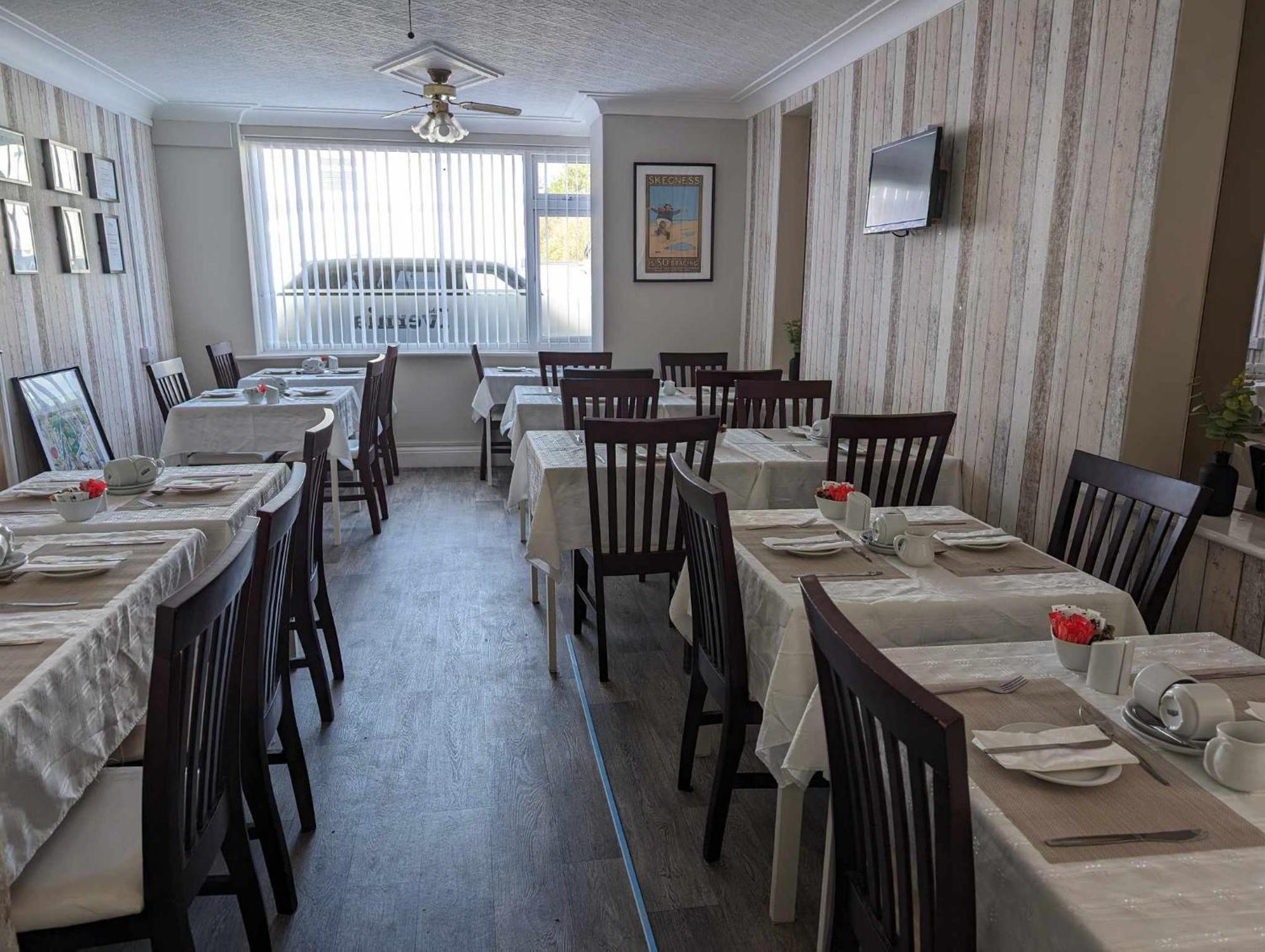 The Ivernia Hotel Skegness Exterior foto